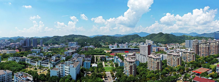 学校全景